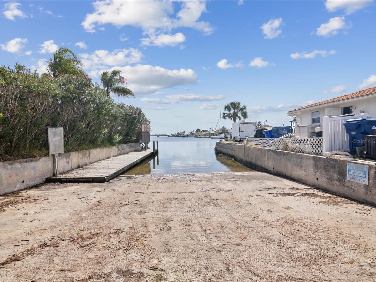 4911 POMPANO DRIVE — photo 63 of 77