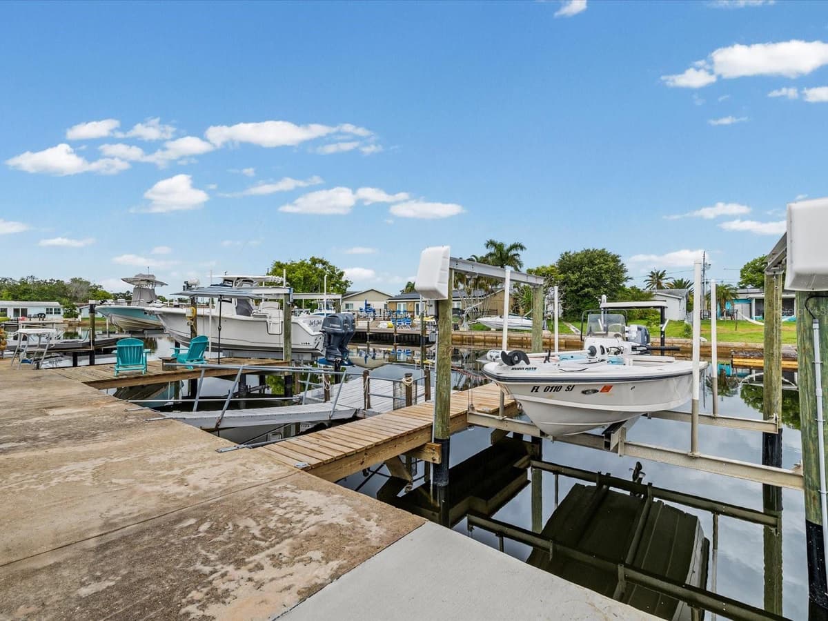 4911 POMPANO DRIVE — photo 45 of 77