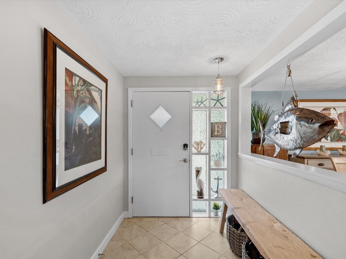 4911 POMPANO DRIVE — photo 22 of 77