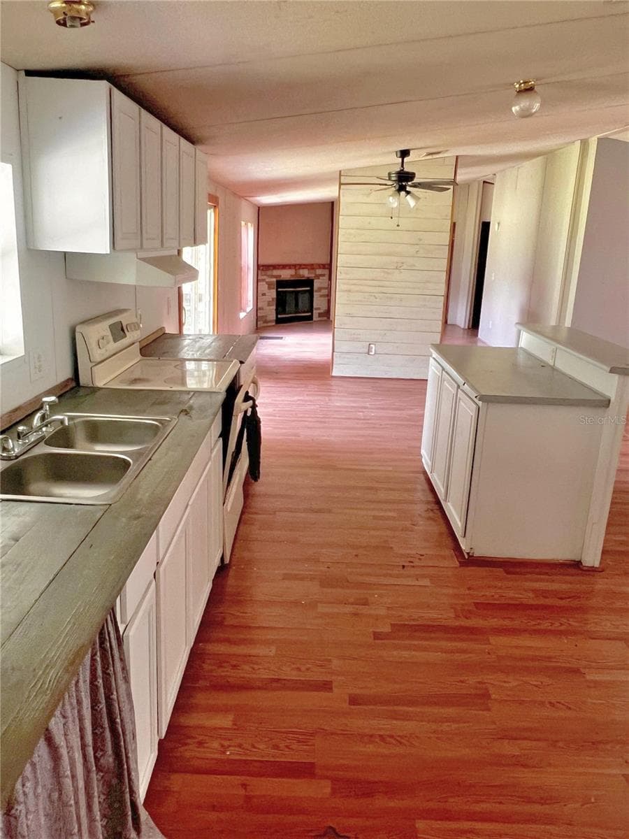 6487 SPINNER DRIVE — photo 5 of 21