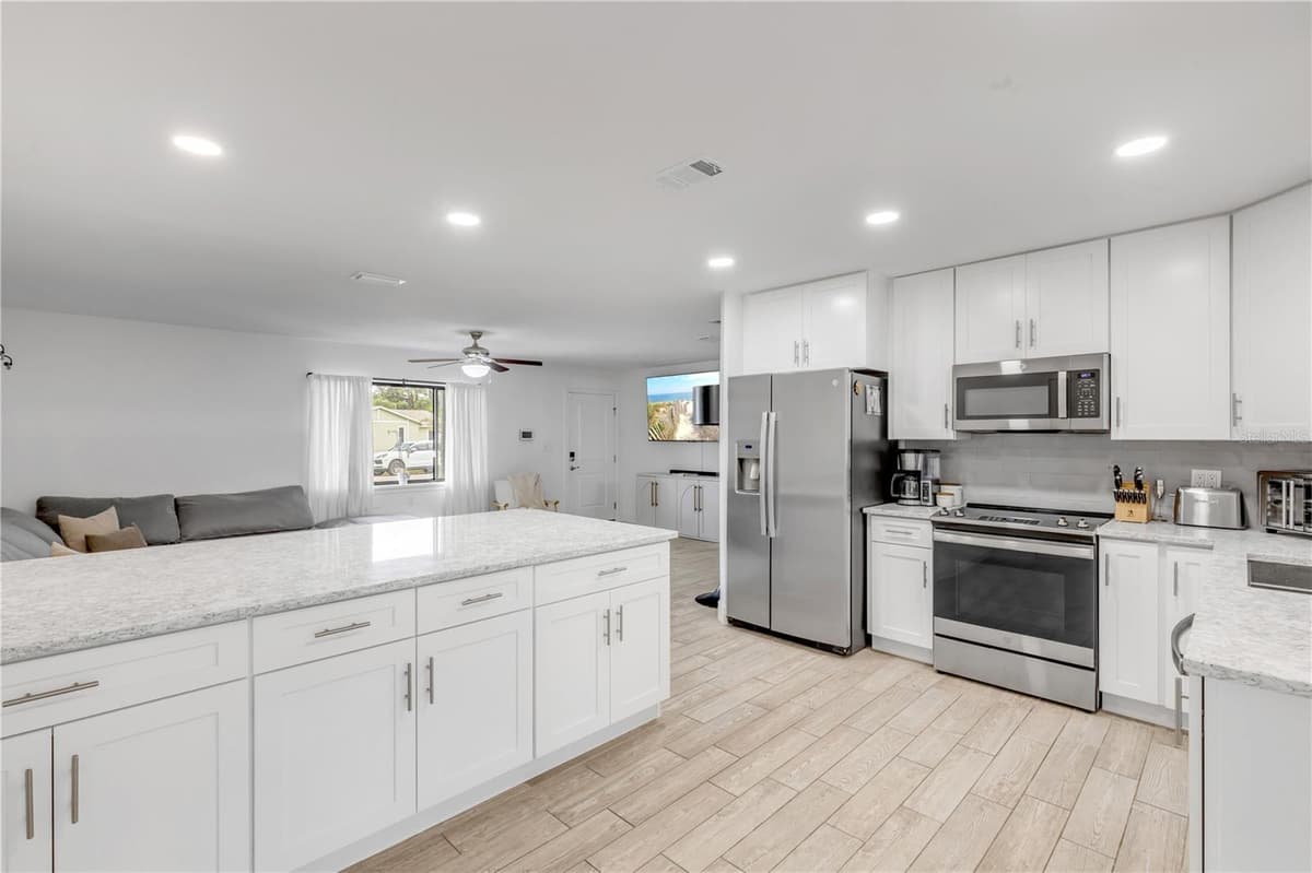 1214 RYAN STREET — photo 12 of 36