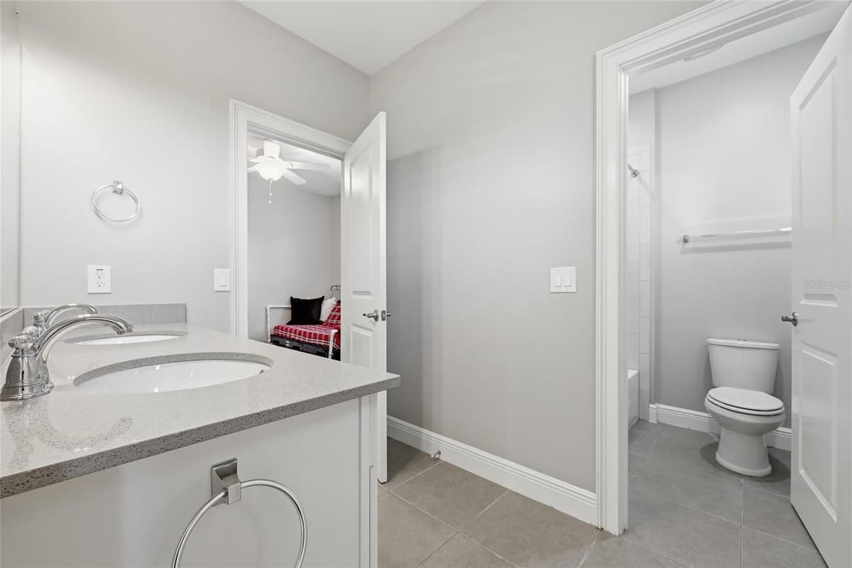 14802 SPEER LAKE DRIVE — photo 41 of 76