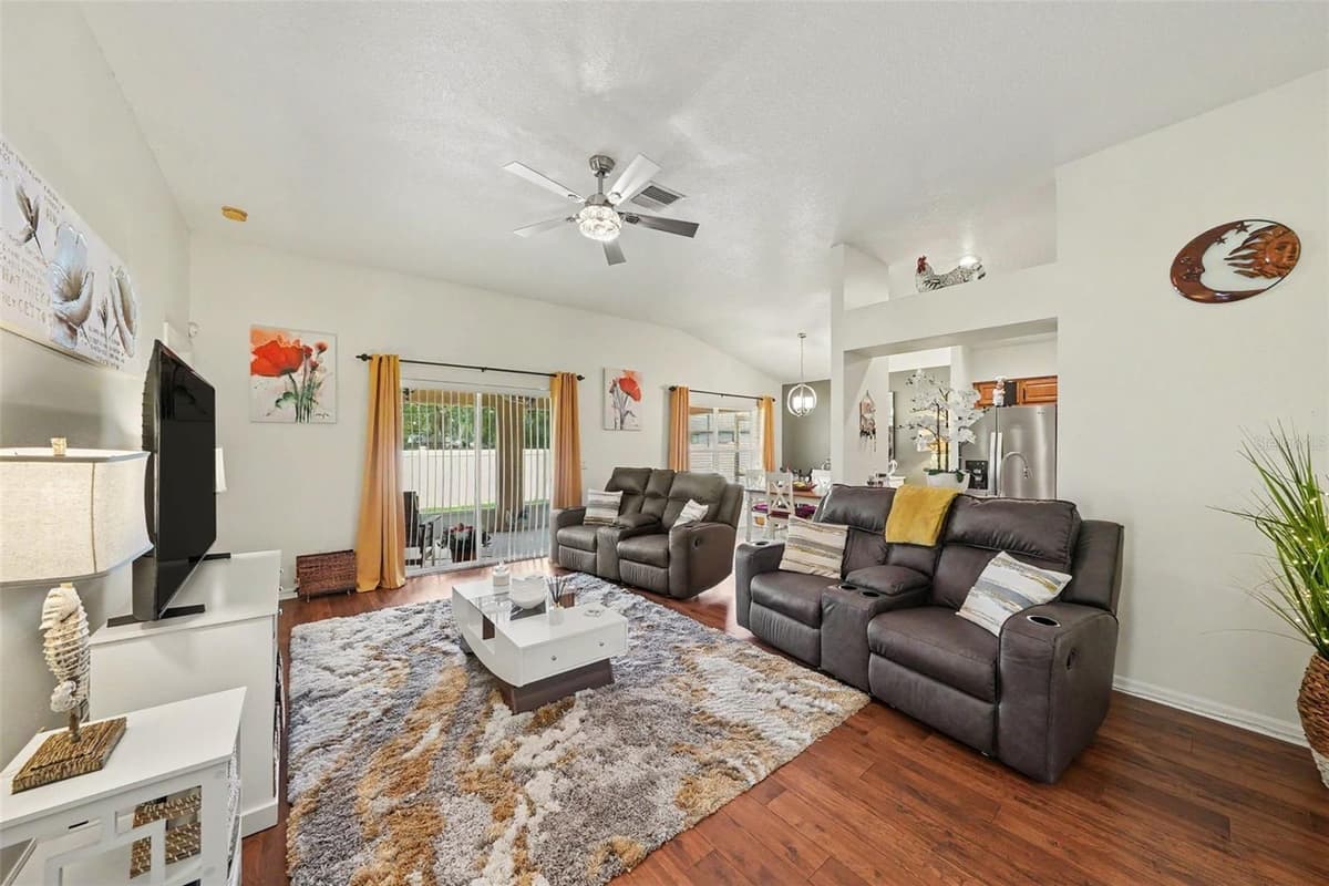 12337 ROSE HAVEN BOULEVARD — photo 12 of 31