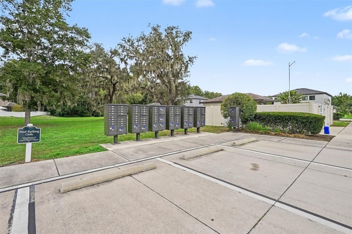 12337 ROSE HAVEN BOULEVARD — photo 7 of 31