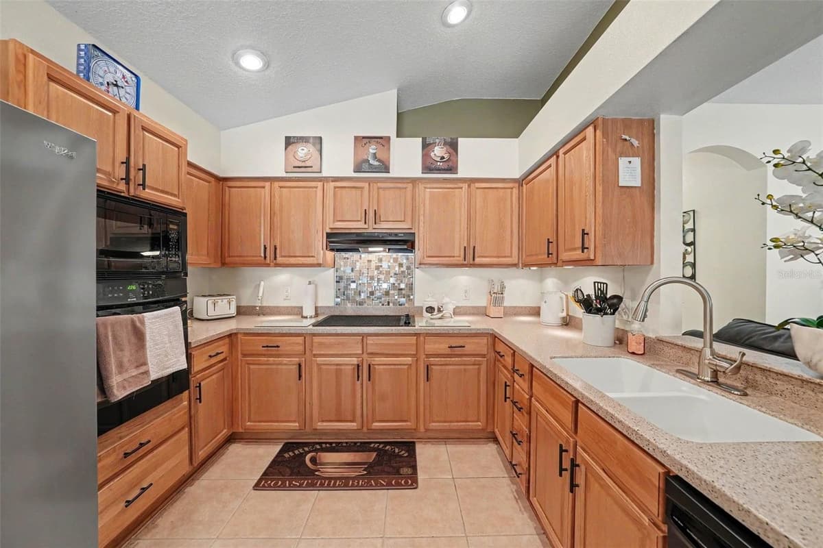 12337 ROSE HAVEN BOULEVARD — photo 18 of 31