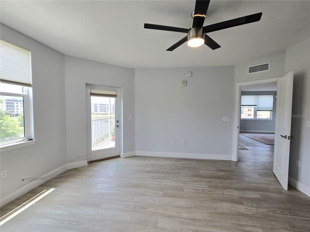 960 STARKEY ROAD — photo 30 of 79