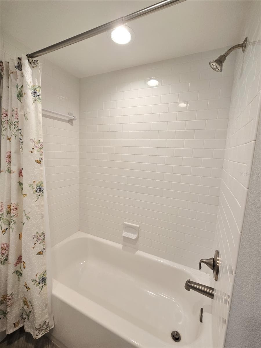 960 STARKEY ROAD — photo 46 of 79