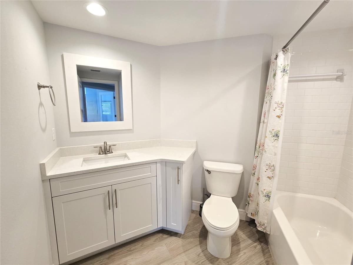 960 STARKEY ROAD — photo 45 of 79