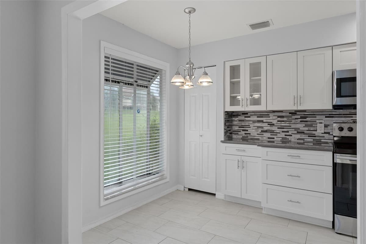 3644 LAURELWOOD LOOP — photo 26 of 66