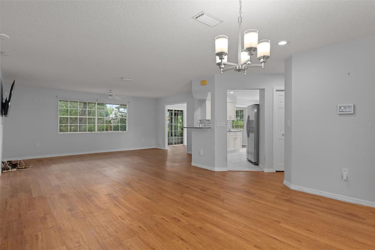 3644 LAURELWOOD LOOP — photo 9 of 66