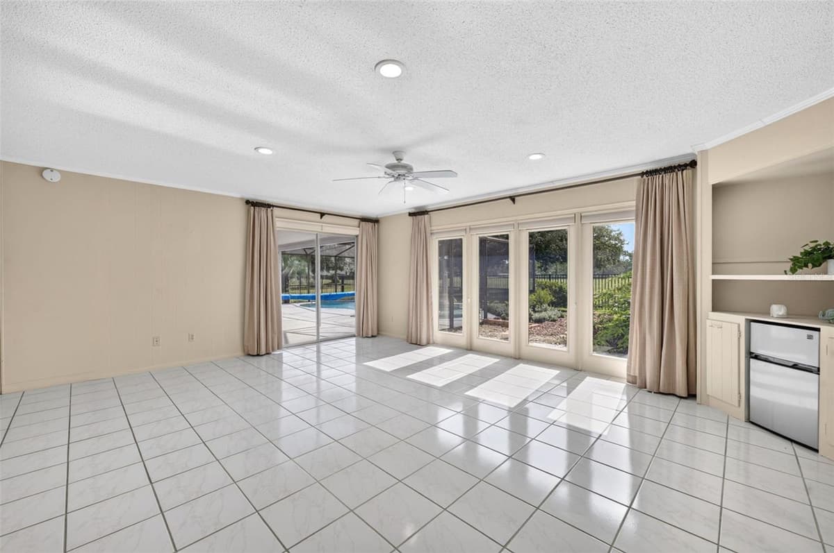 938 GOLFSIDE DRIVE — photo 18 of 48