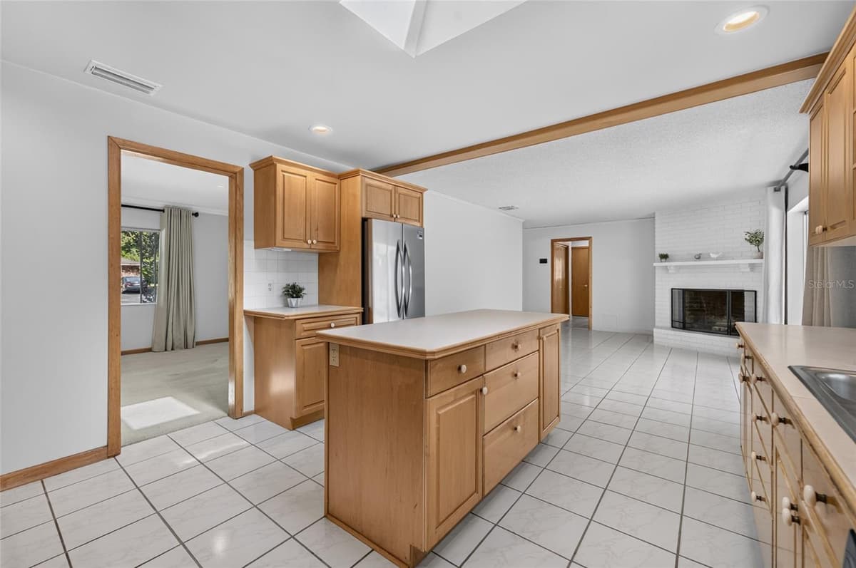 938 GOLFSIDE DRIVE — photo 14 of 48