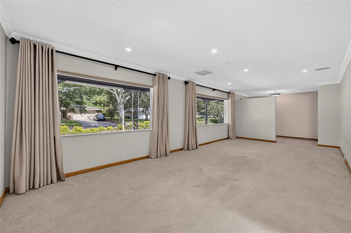 938 GOLFSIDE DRIVE — photo 11 of 48