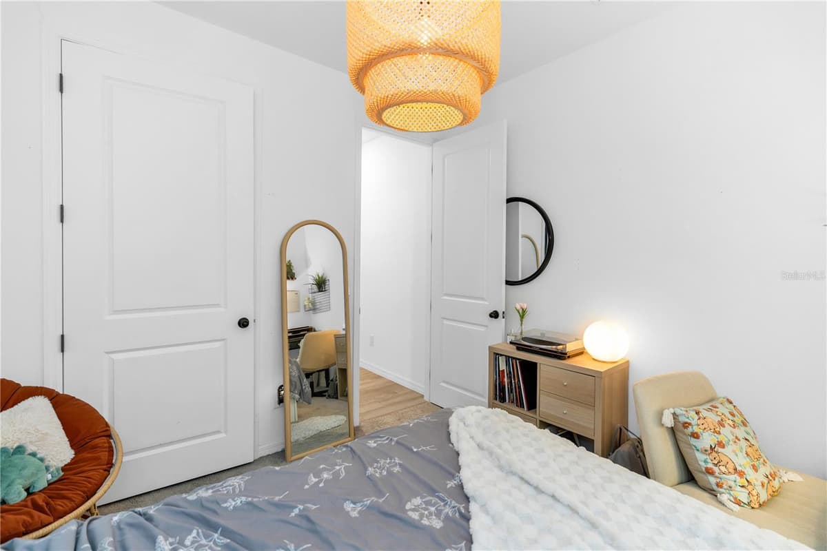 1450 ARBOR HILL DRIVE — photo 16 of 29