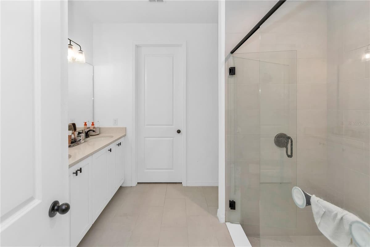 1450 ARBOR HILL DRIVE — photo 14 of 29