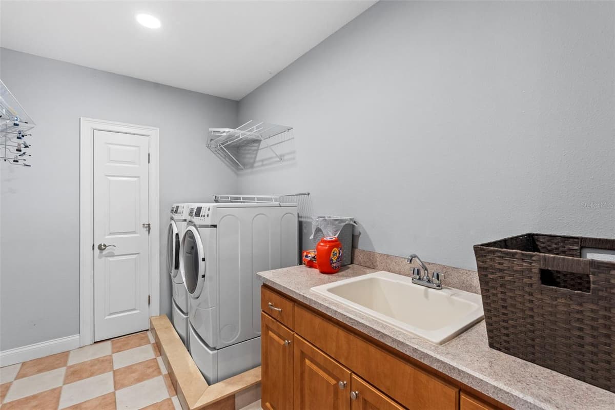 3317 LEONA STREET — photo 57 of 63