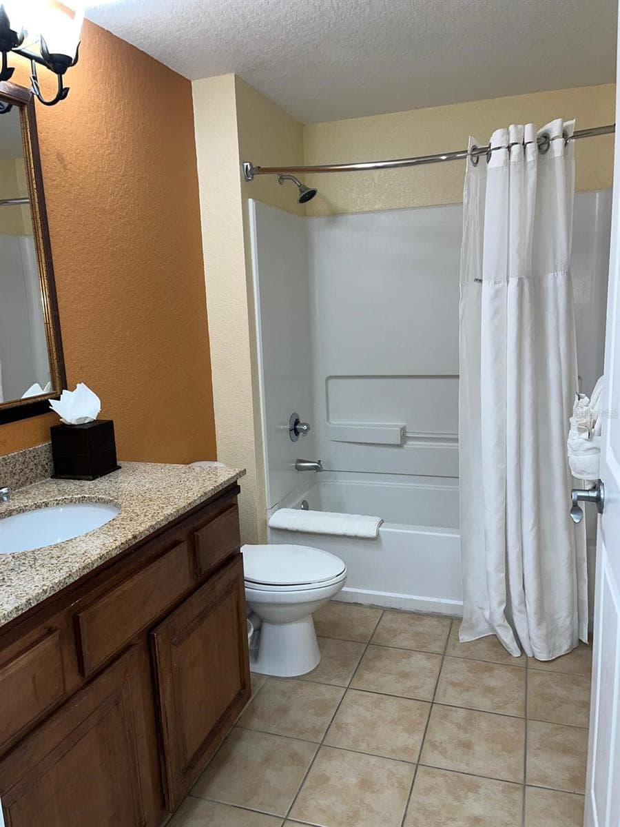 12539 FLORIDAYS RESORT DRIVE — photo 15 of 41