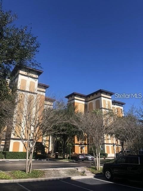 12539 FLORIDAYS RESORT DRIVE — photo 2 of 41