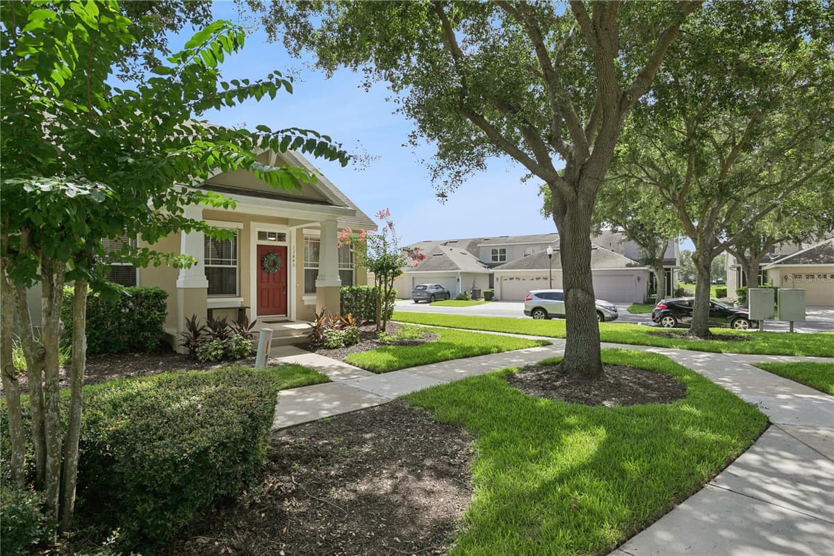 13449 CARROWAY STREET — photo 2 of 33