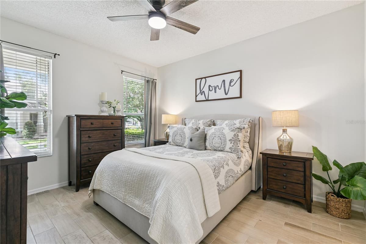 13449 CARROWAY STREET — photo 12 of 33