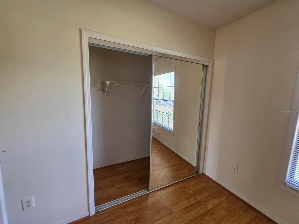 7450 WYNNEWOOD SQUARE — photo 26 of 41