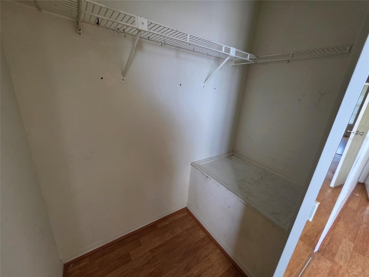 7450 WYNNEWOOD SQUARE — photo 20 of 41