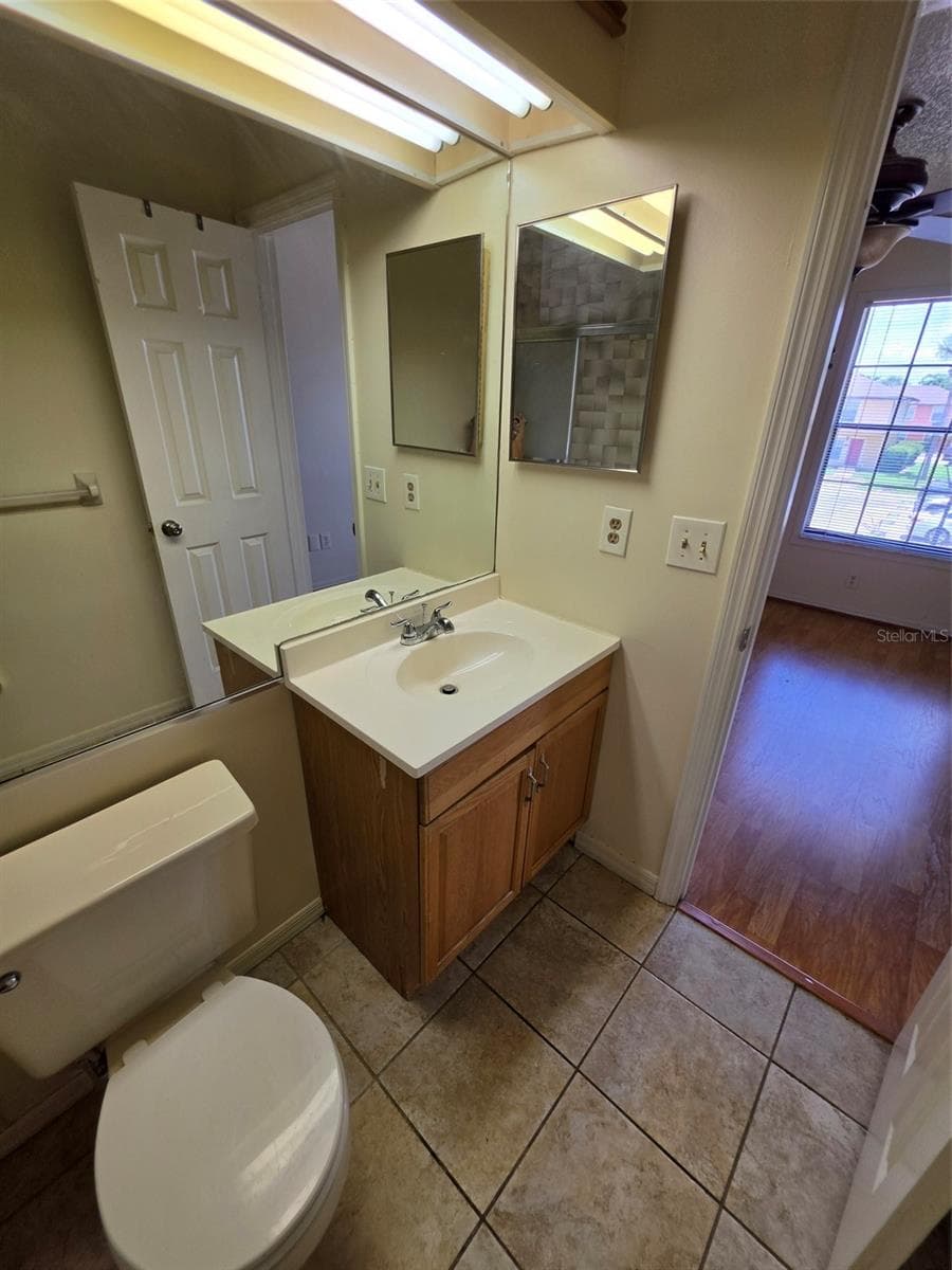 7450 WYNNEWOOD SQUARE — photo 23 of 41