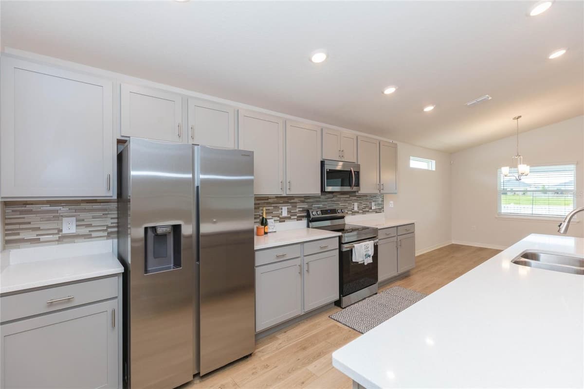 35171 CRESCENT CREEK DRIVE — photo 15 of 62