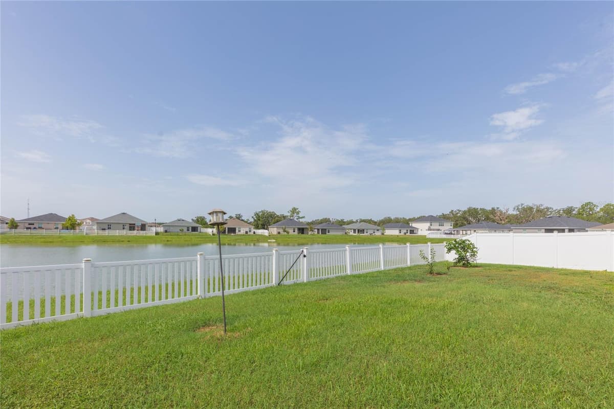 35171 CRESCENT CREEK DRIVE — photo 38 of 62