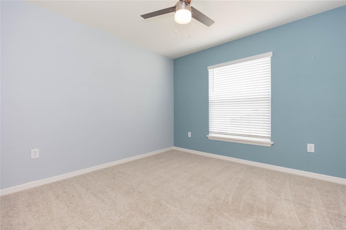 35171 CRESCENT CREEK DRIVE — photo 17 of 62