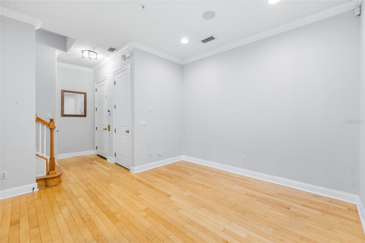 6039 PRINTERY STREET — photo 8 of 44