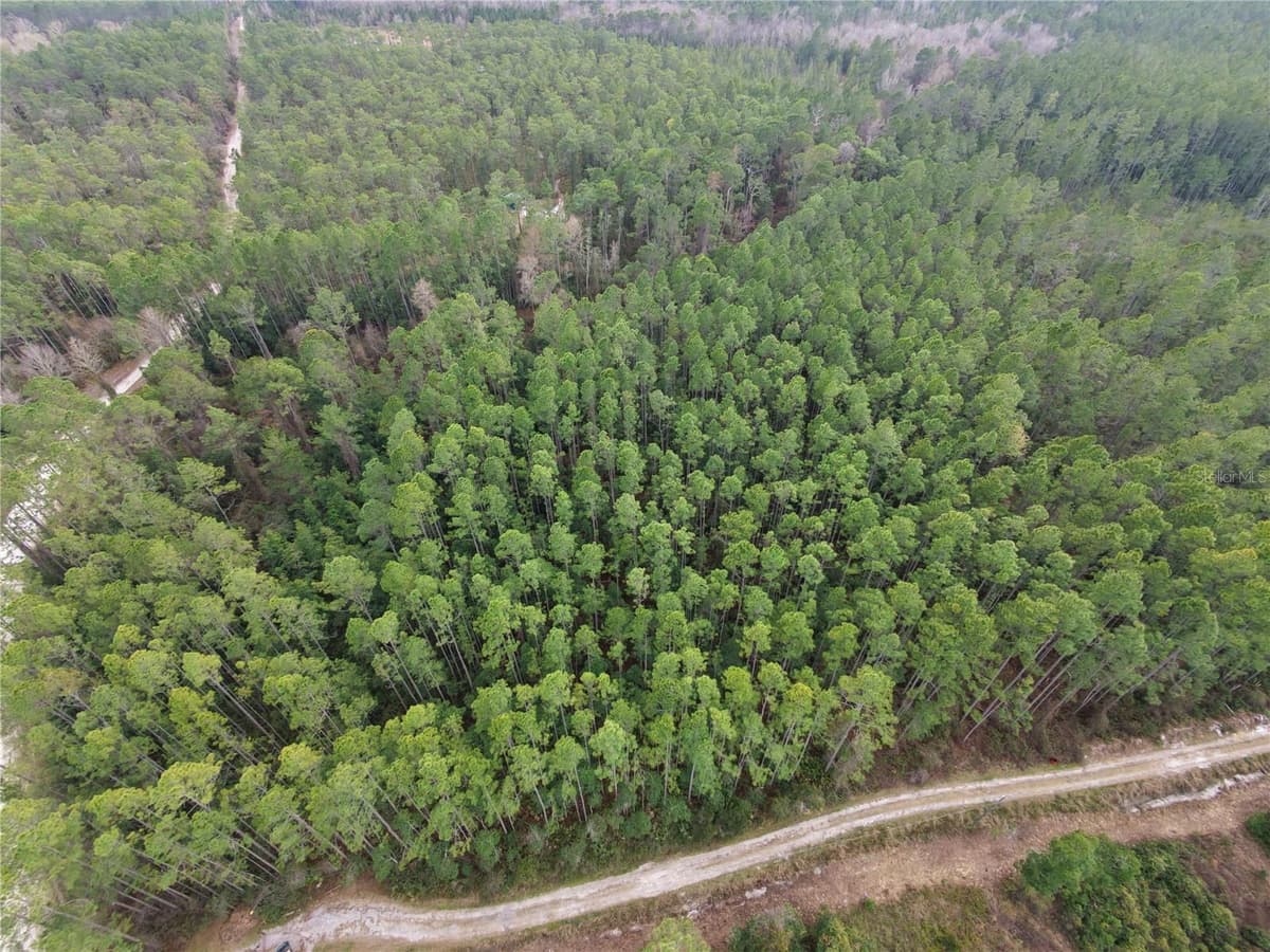NE 130 CT RD — photo 4 of 8
