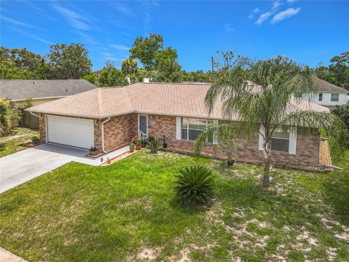 1535 LAVILLA STREET — photo 1 of 44