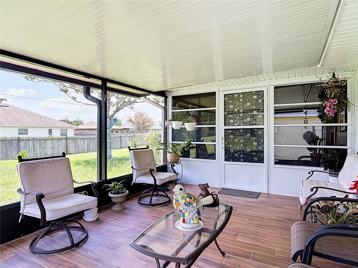 1535 LAVILLA STREET — photo 37 of 44