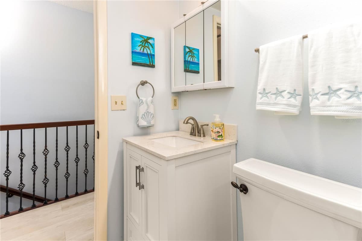 320 ISLAND WAY — photo 16 of 45