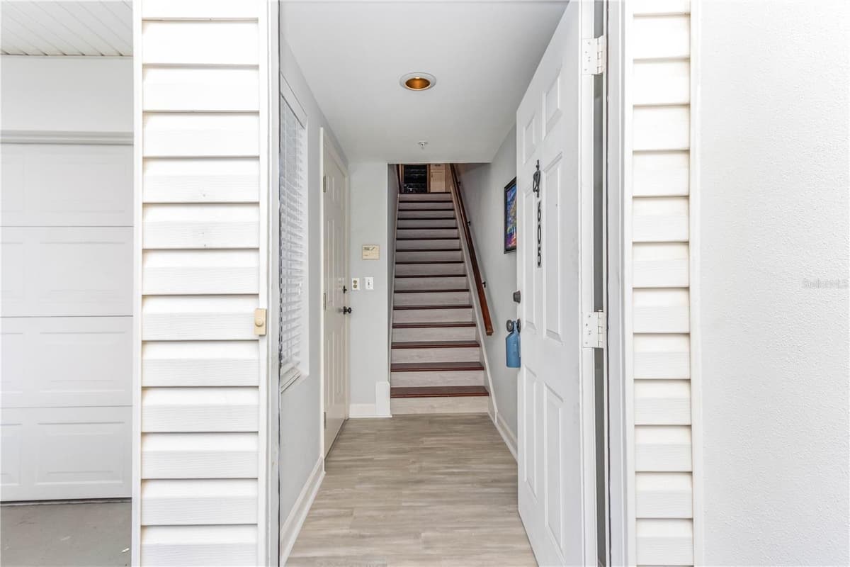 320 ISLAND WAY — photo 3 of 45