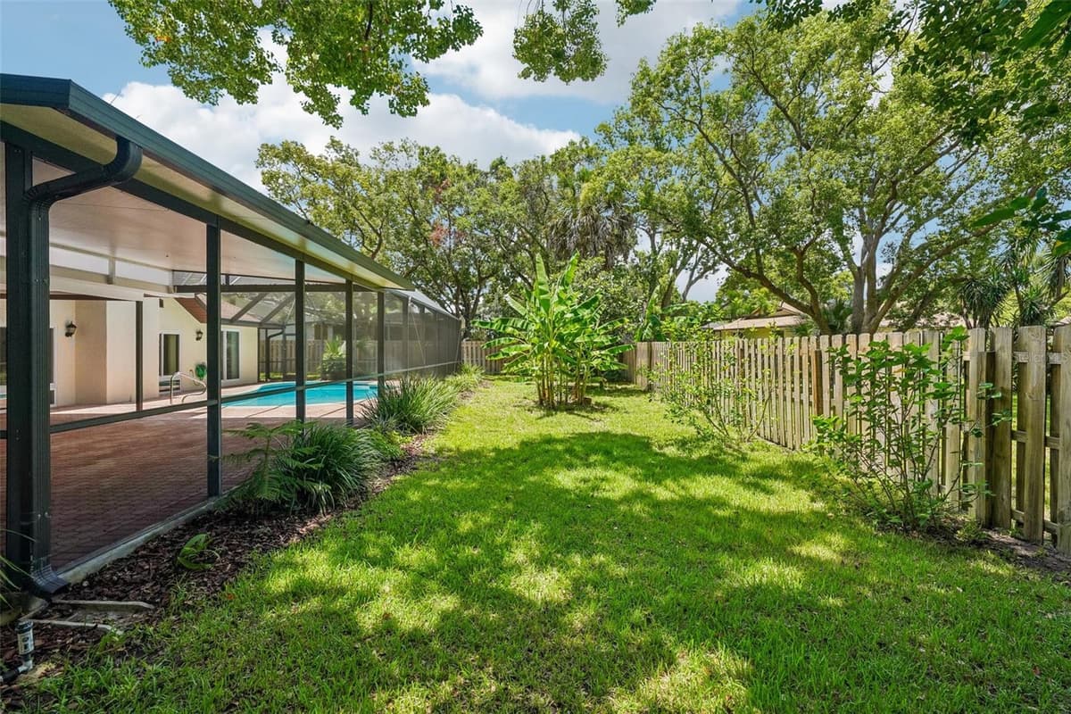 818 VILLAGE WAY — photo 34 of 49