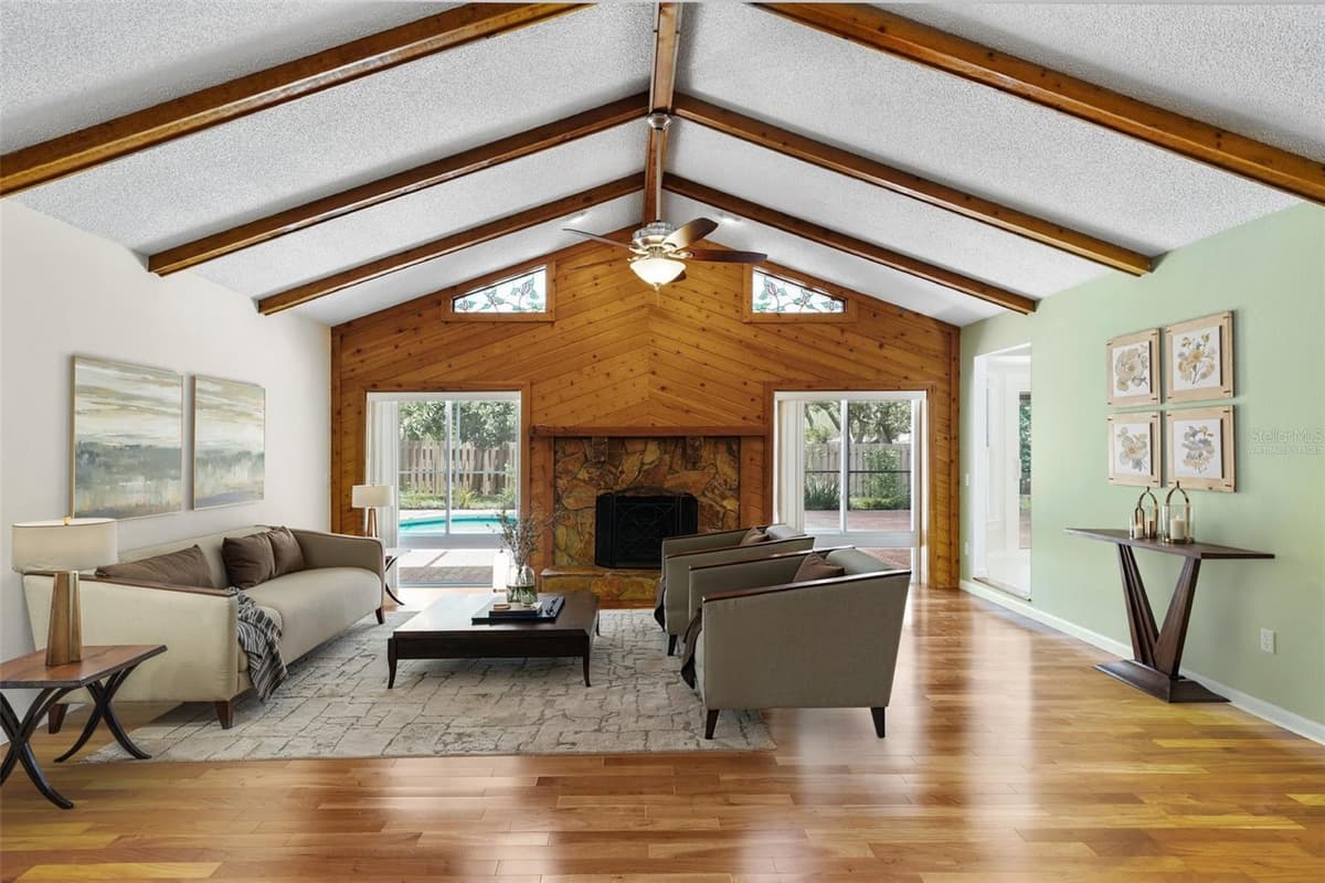 818 VILLAGE WAY — photo 4 of 49
