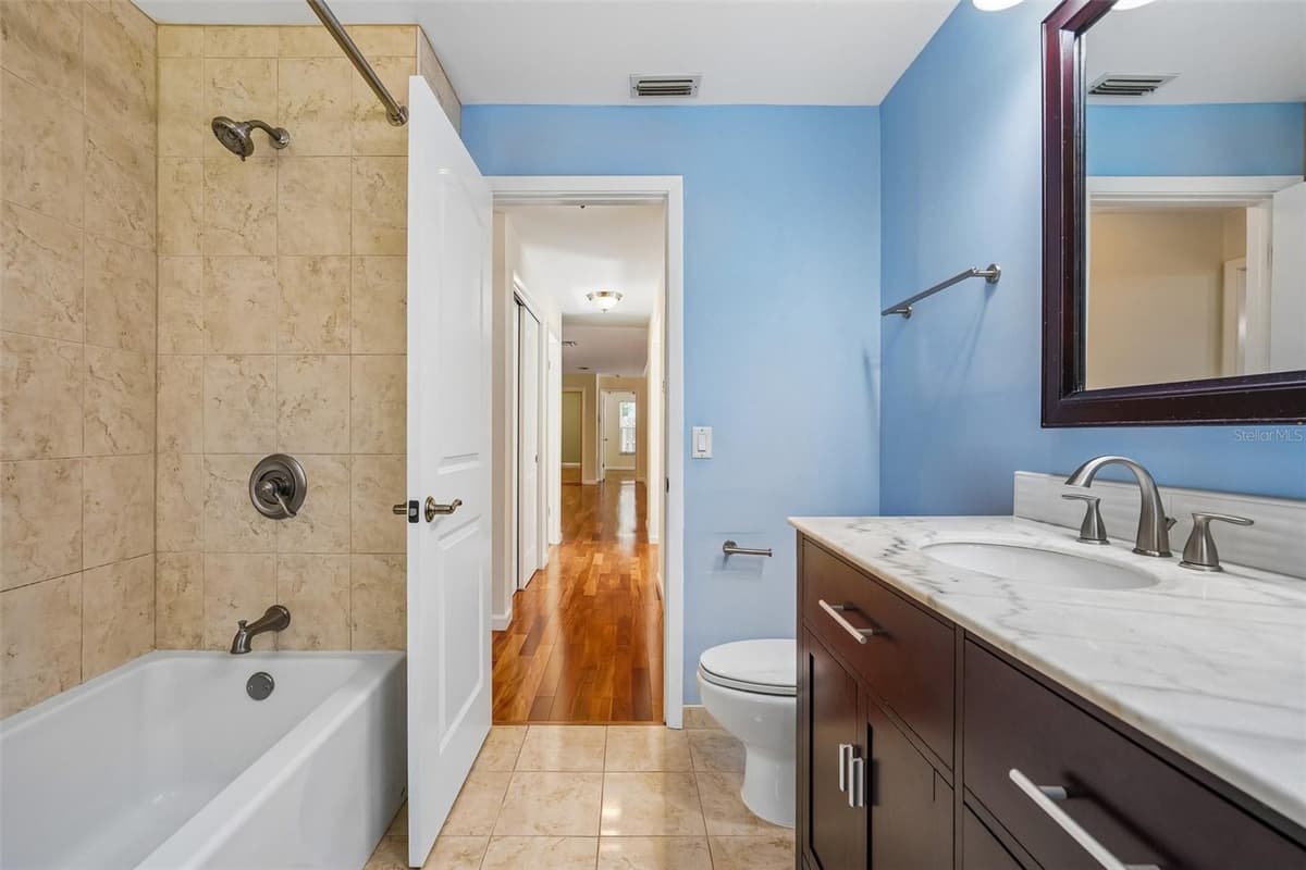 818 VILLAGE WAY — photo 18 of 49
