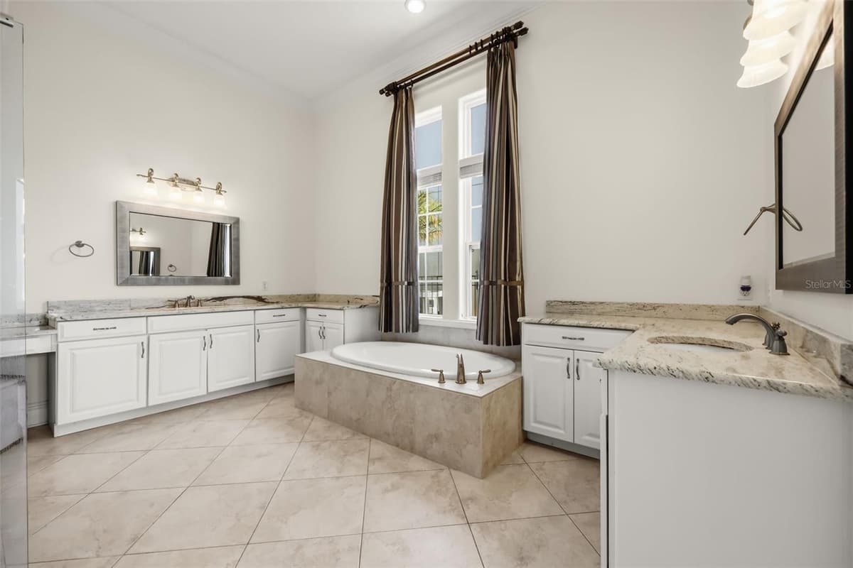 12417 MONTALCINO CIRCLE — photo 47 of 100