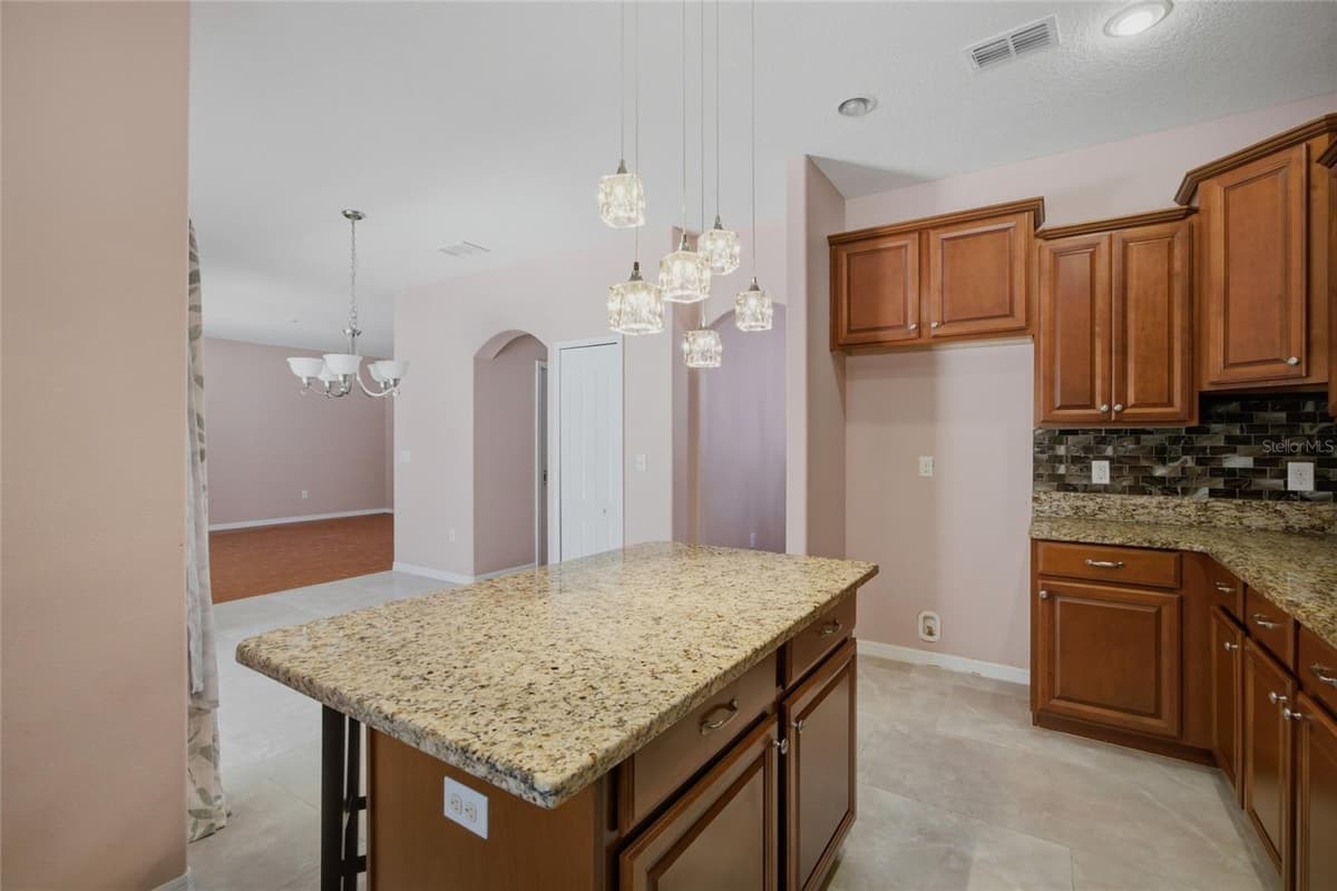 12407 GILMERTON MIST LANE — photo 13 of 50