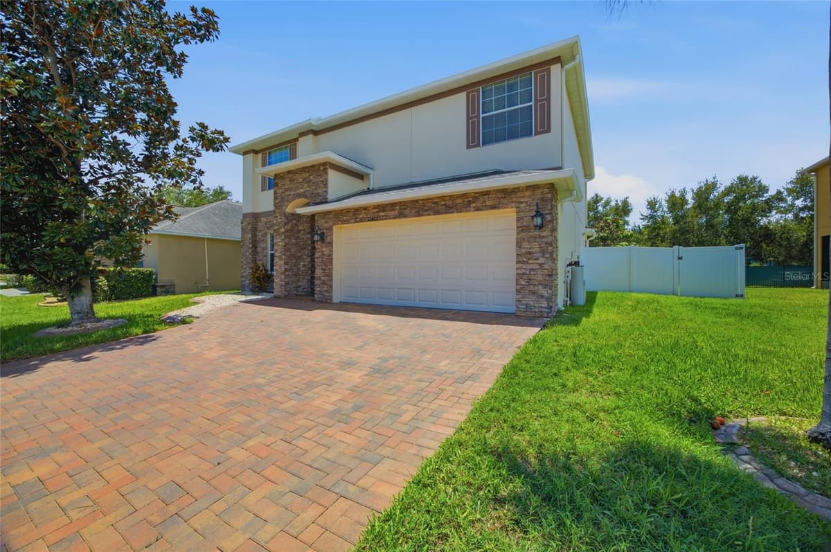 12407 GILMERTON MIST LANE — photo 1 of 50