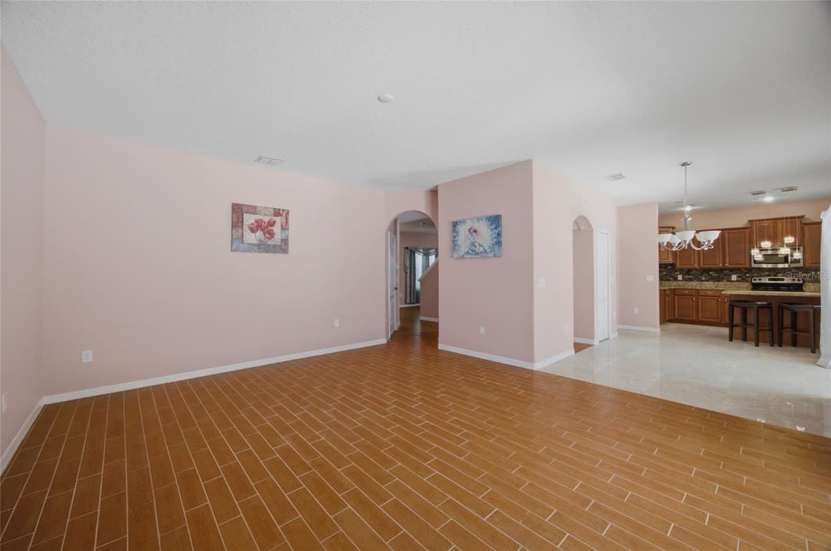 12407 GILMERTON MIST LANE — photo 10 of 50