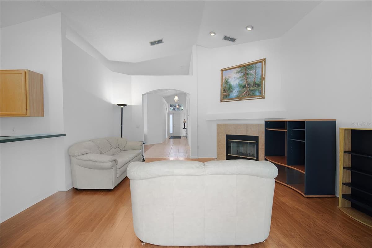 839 MATTOCKS COURT — photo 19 of 41
