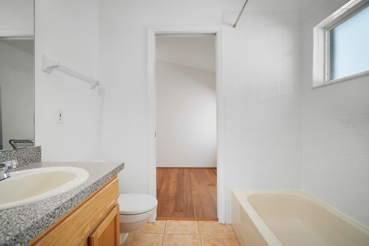 839 MATTOCKS COURT — photo 8 of 41