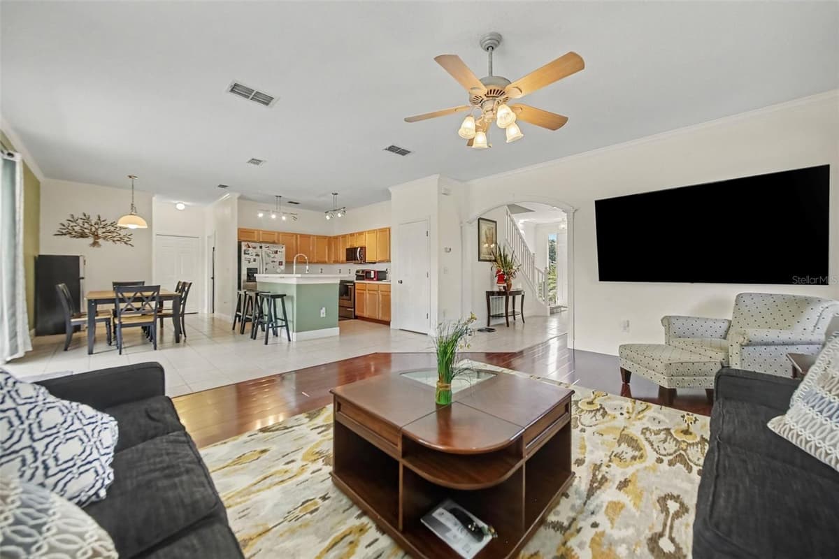 246 BRIGHTVIEW DRIVE — photo 8 of 33