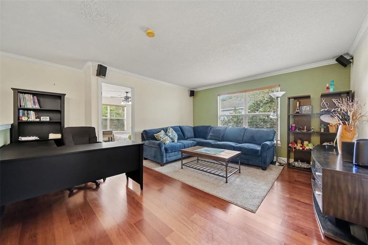 246 BRIGHTVIEW DRIVE — photo 9 of 33