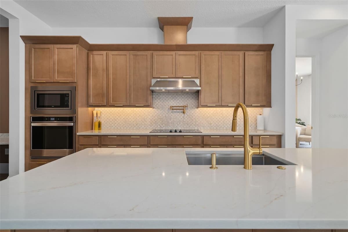 3135 VANGUARD COURT — photo 33 of 73