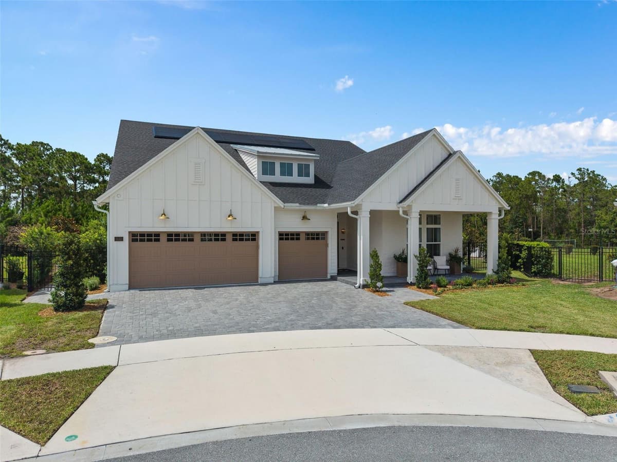 3135 VANGUARD COURT — photo 4 of 73