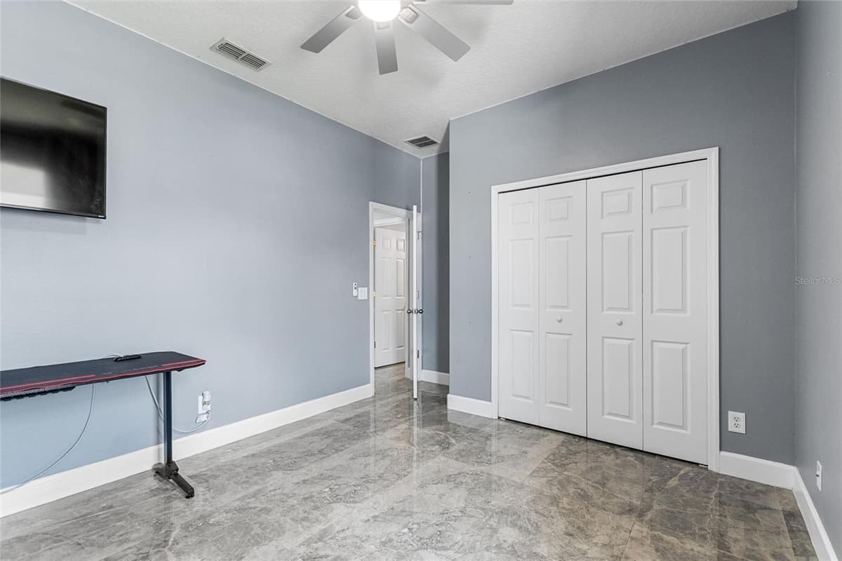 212 BROOKSHIRE DRIVE — photo 34 of 48